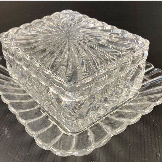 Baccarat boite à sardines en cristal moulé