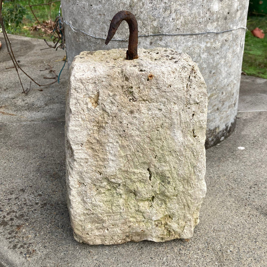 contrepoids en pierre pour tournebroche ancien