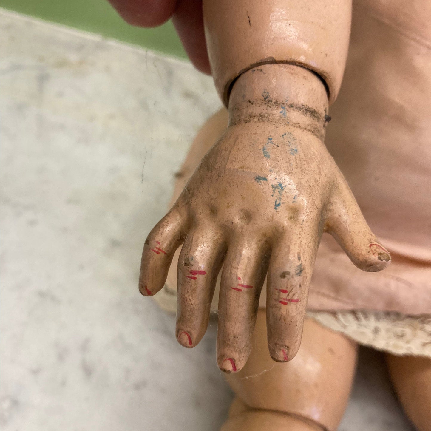 Poupée porcelaine Unis France 301 71 149 taille 11