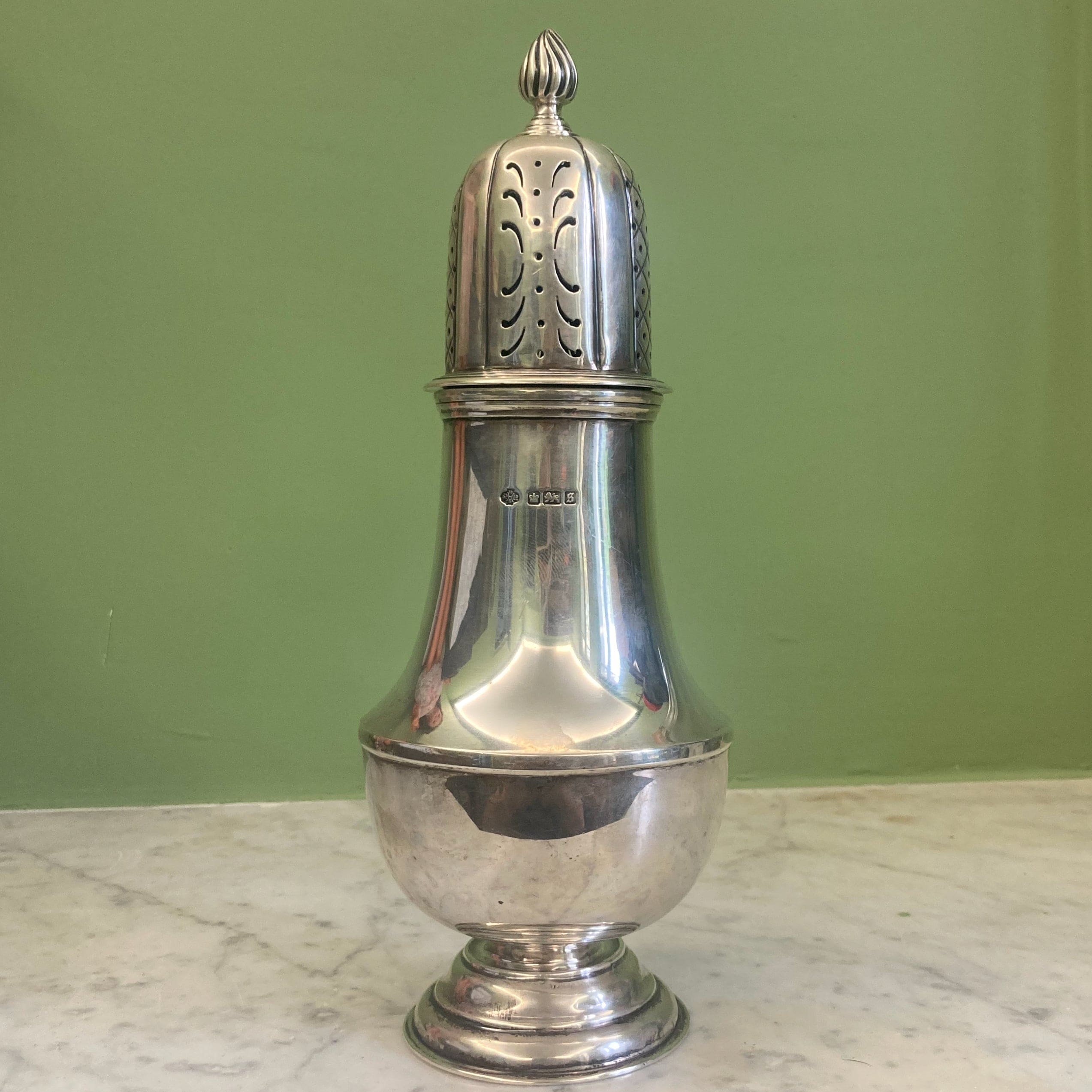 Saupoudreuse Ancienne En Argent Massif Anglais - 277g - Orfèvre SWS & Co - Argenté