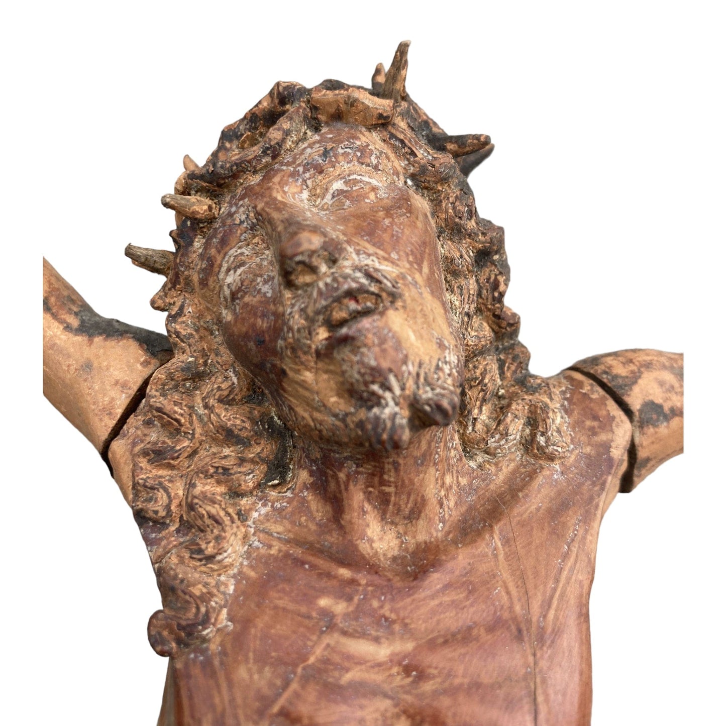 Grand Christ ancien en bois sculpté