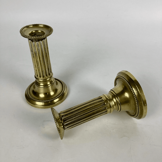 Paire de bougeoirs de voyage XVIII ème en bronze de st. LXVI