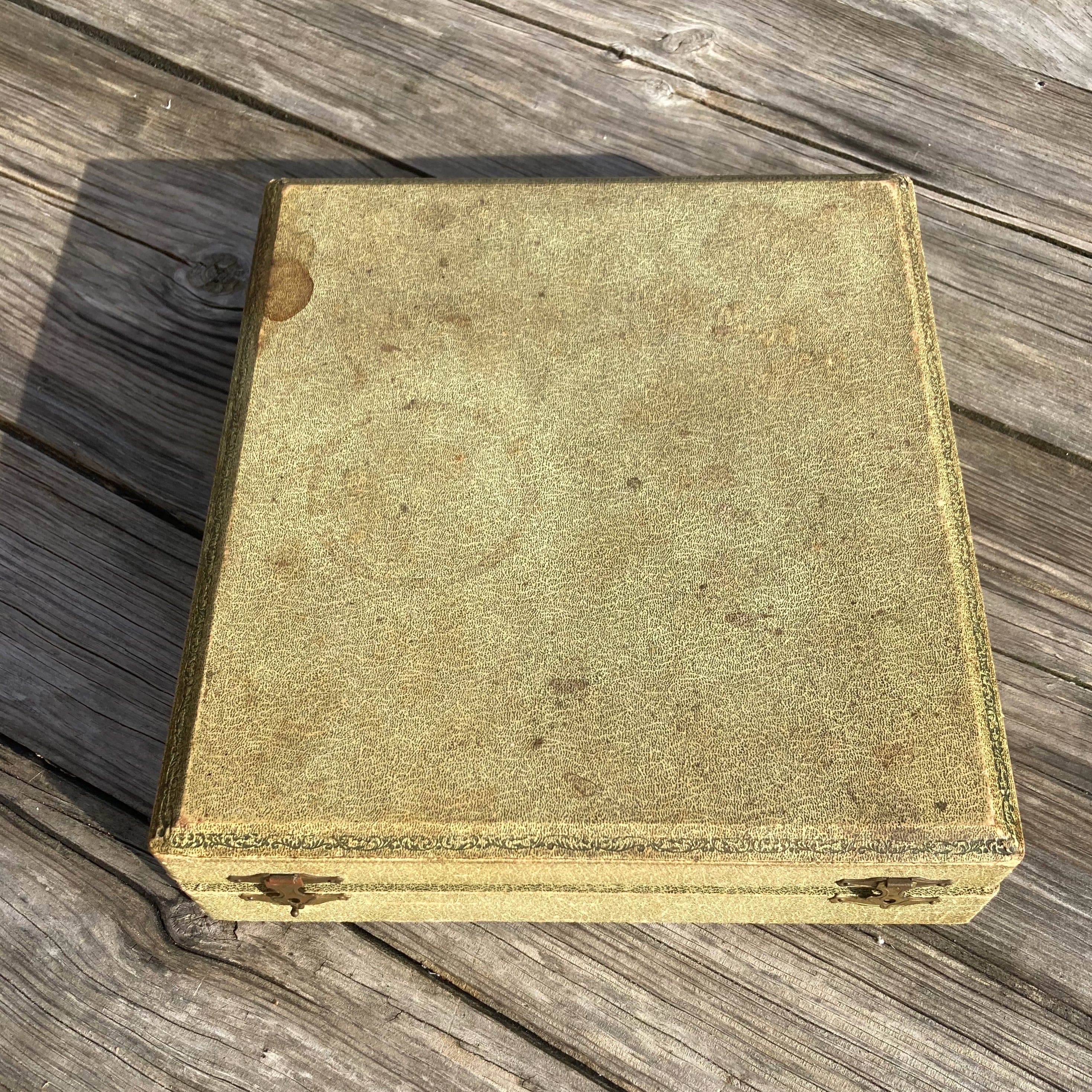 Couverts Christofle rubans croisés