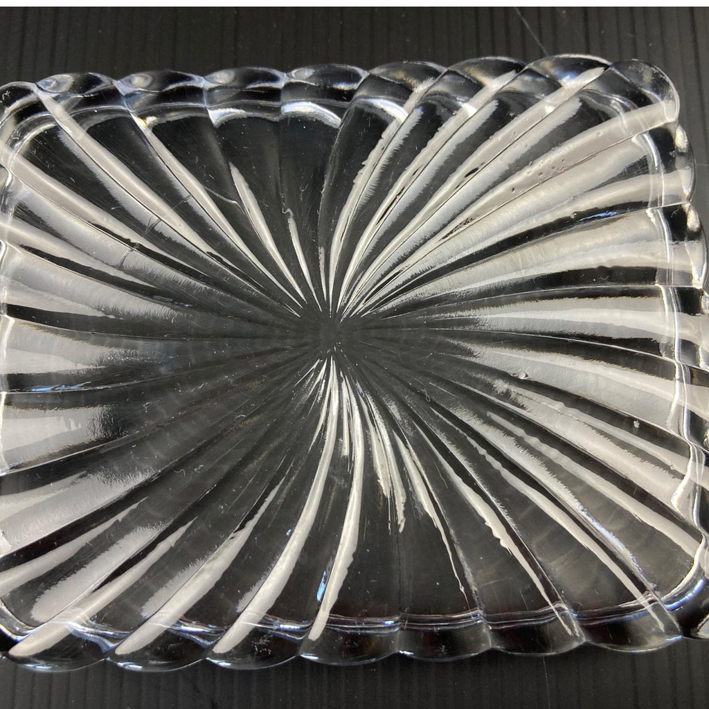 Baccarat boite à sardines en cristal moulé