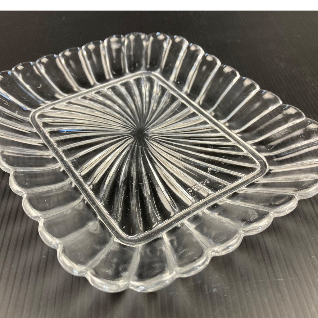 Baccarat boite à sardines en cristal moulé