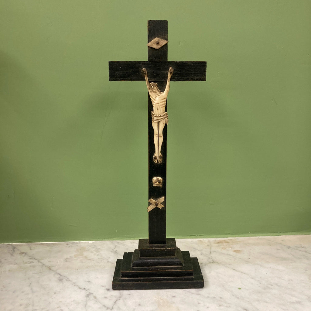 Ancien Christ d' autel en os Janséniste