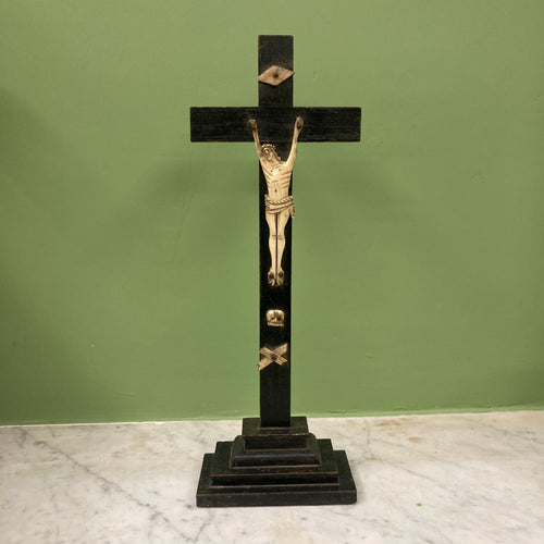 Ancien Christ d' autel en os Janséniste