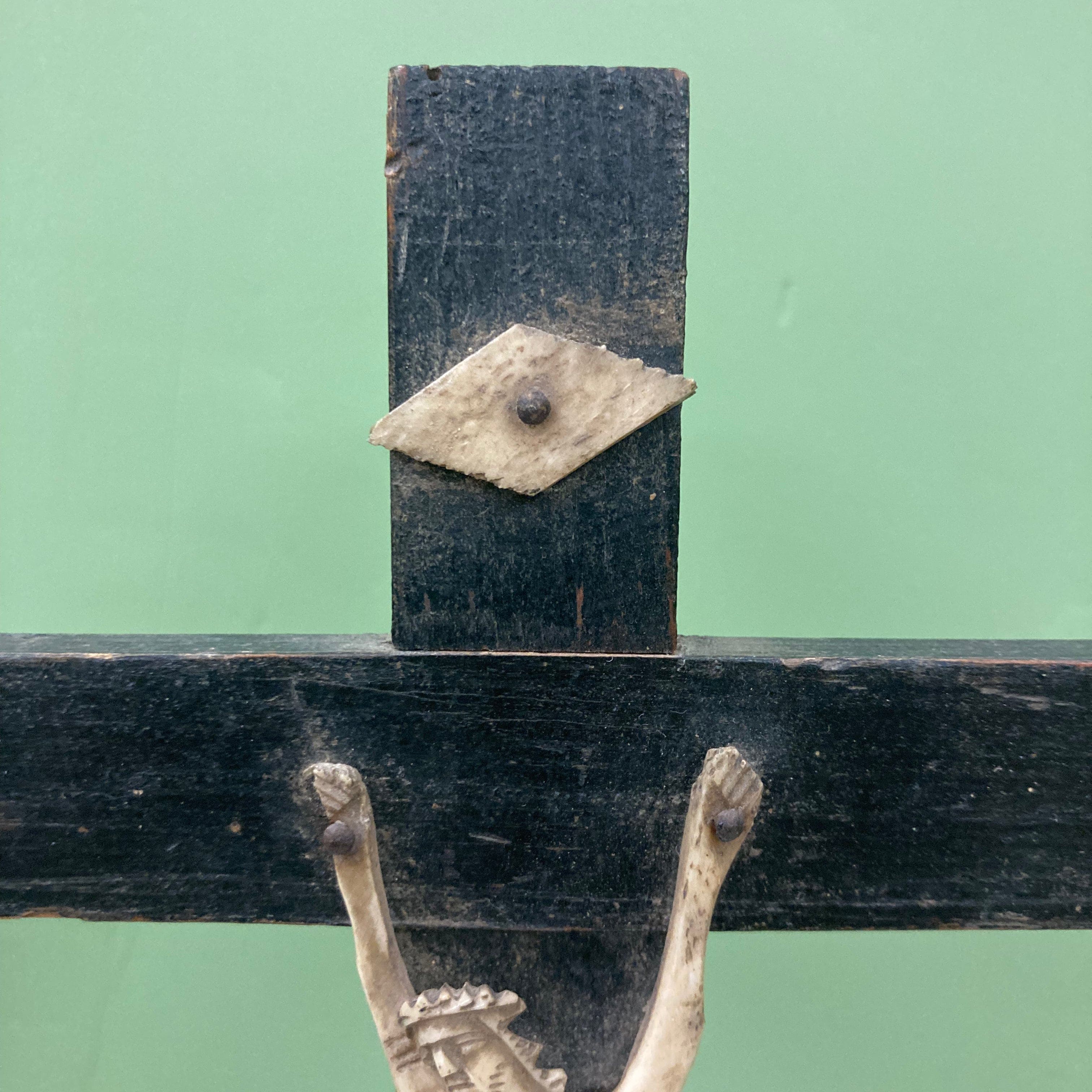 Ancien Christ d' autel en os Janséniste