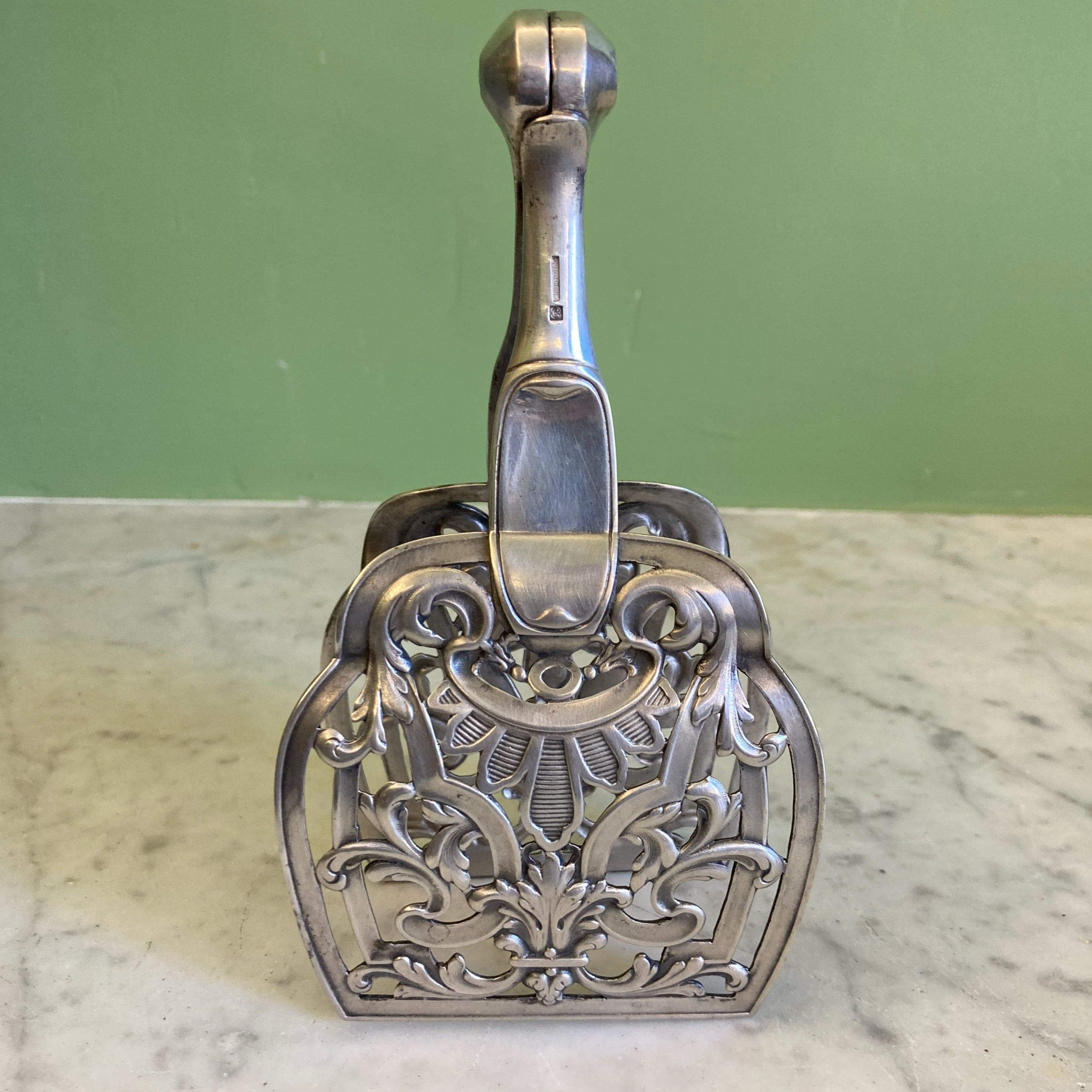 Ancienne pince à asperges en métal argenté de la Maison Christofle