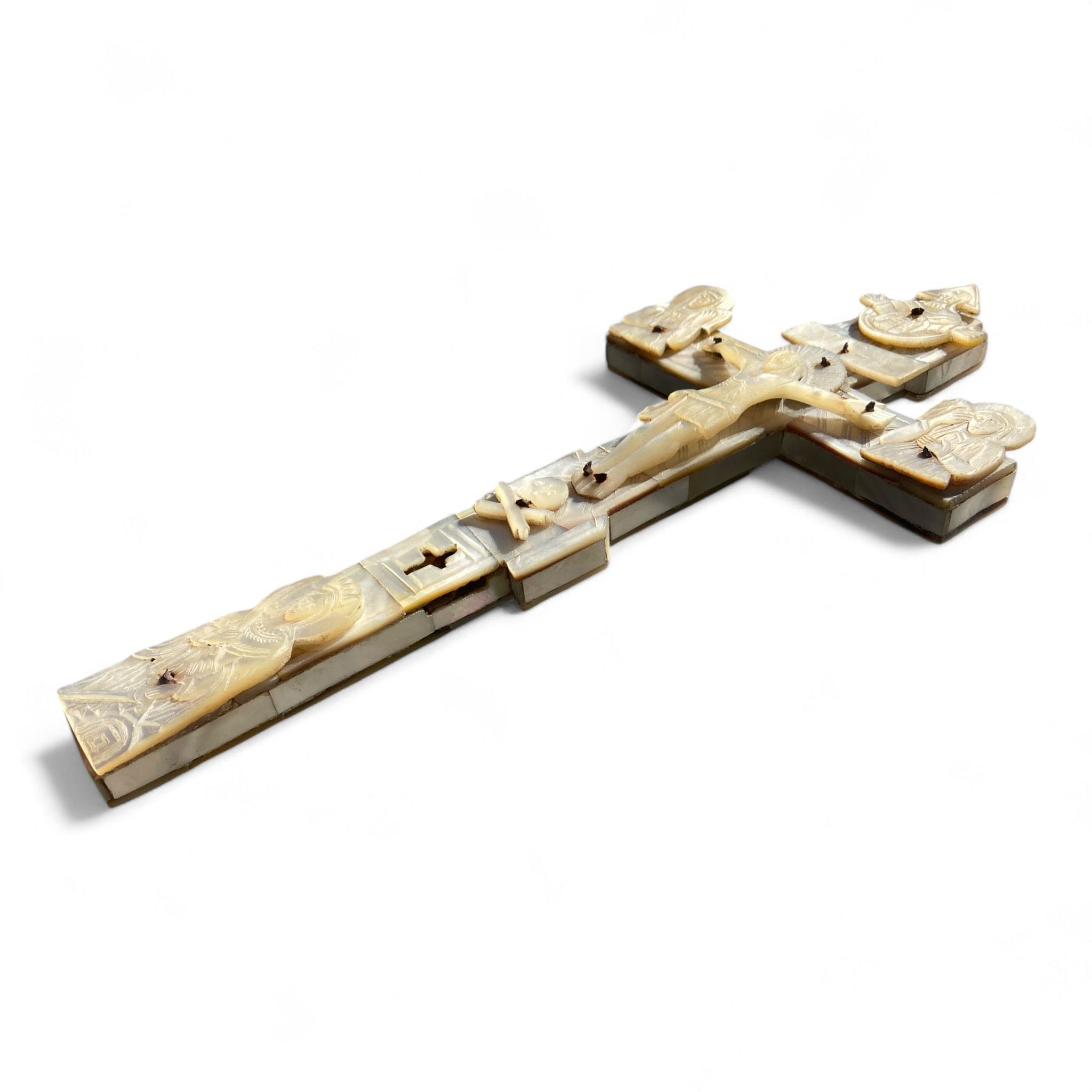 Croix de procession en nacre, travail Russe du 19e