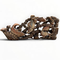 Ancien bois sculpté et polychrome représentant des poissons et frises de coquilles Saint-Jacques