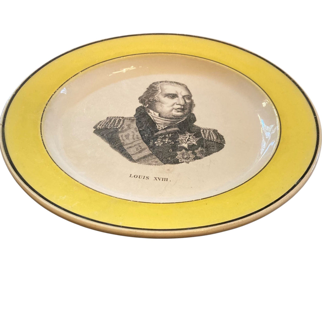 Assiette de la manufacture de Montereau représentant le Roi Louis XVIII