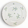 Assiette en porcelaine de Bordeaux XVIIIe siècle. Décor aux barbeaux.