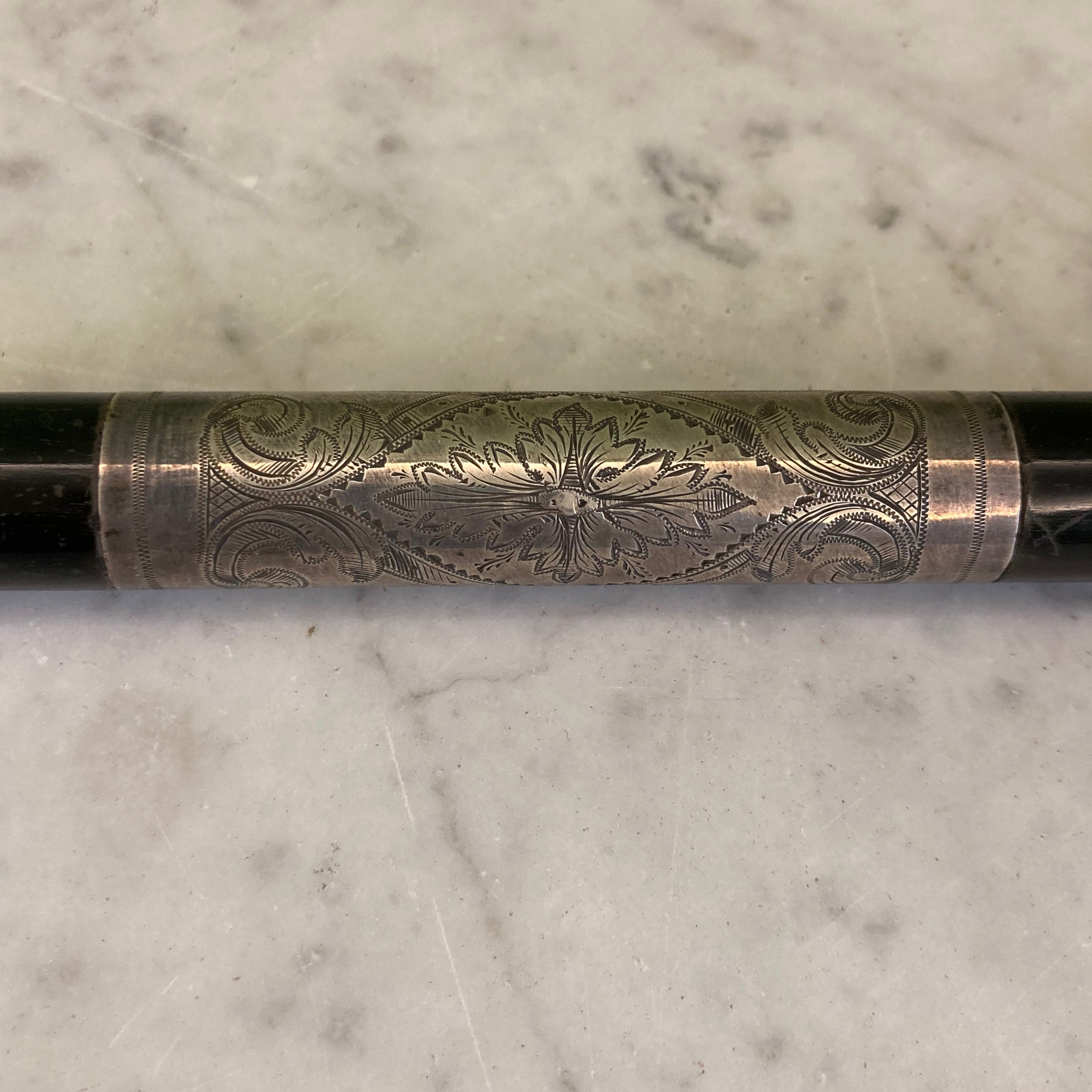 Baguette de chef de la fanfare de Castets au 19ème en ébène et argent.