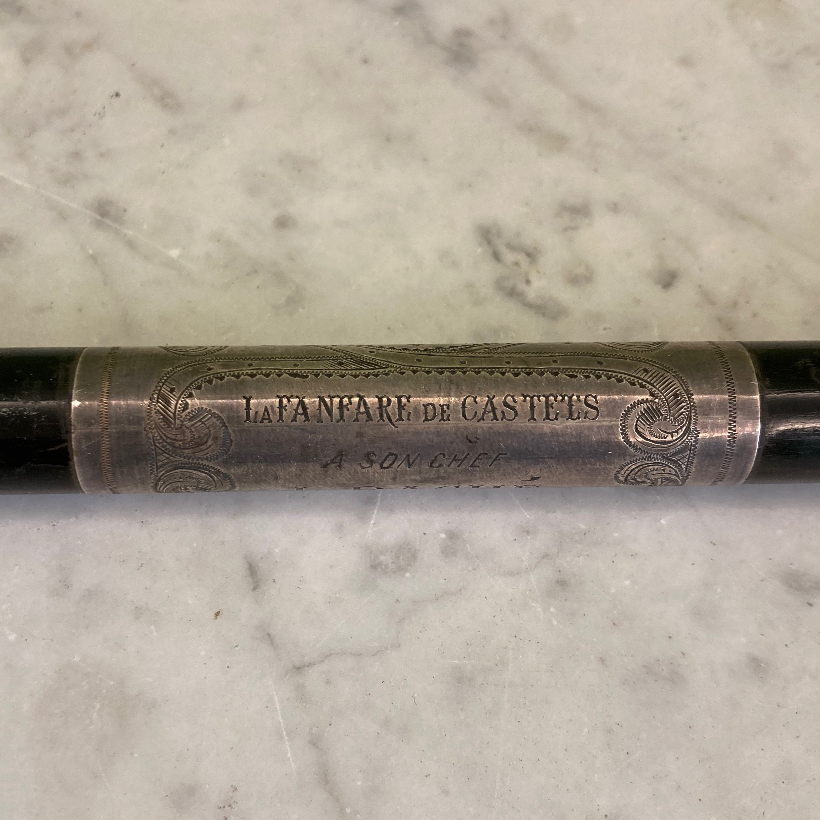 Baguette de chef de la fanfare de Castets au 19ème en ébène et argent.