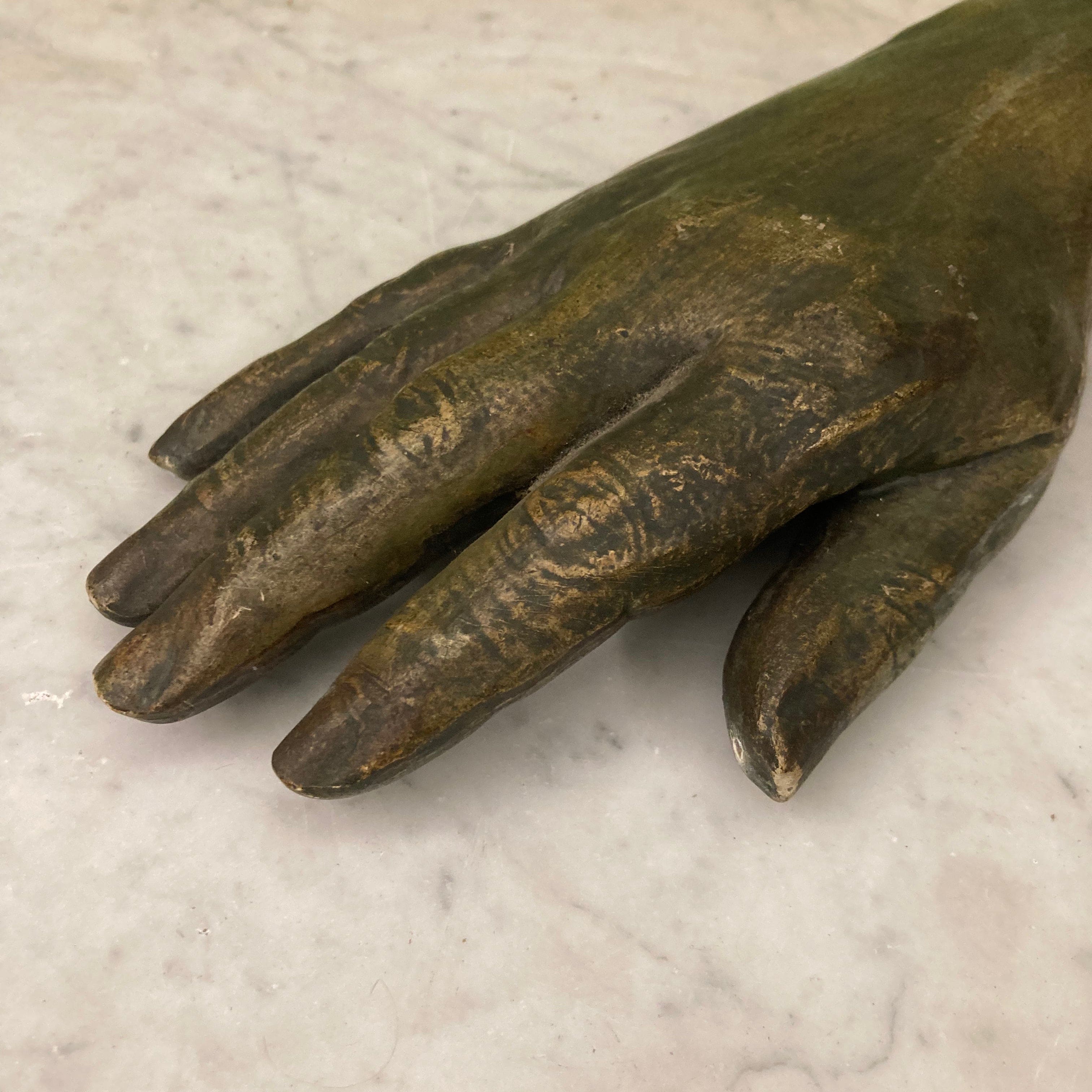 Moulage en plâtre de la main d' Honoré de Balzac vers 1900.