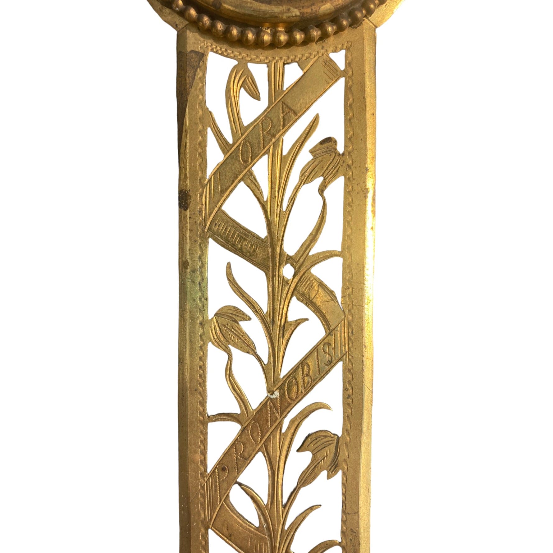 ancien bénitier Christ en médaillon