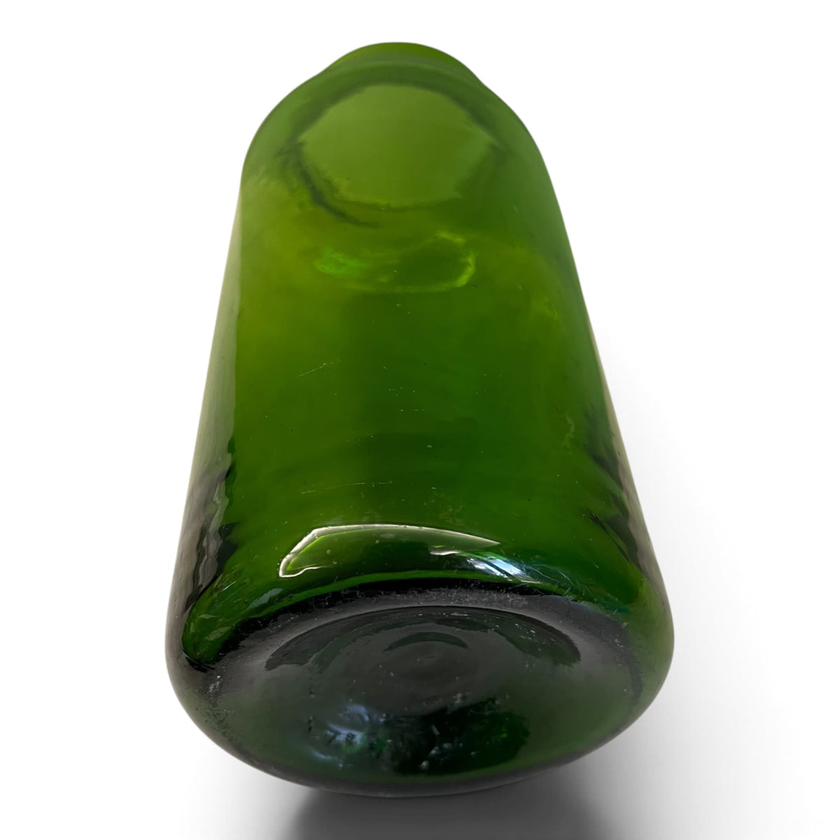 Ancien bocal en verre soufflé début 19e siècle de couleur verte.