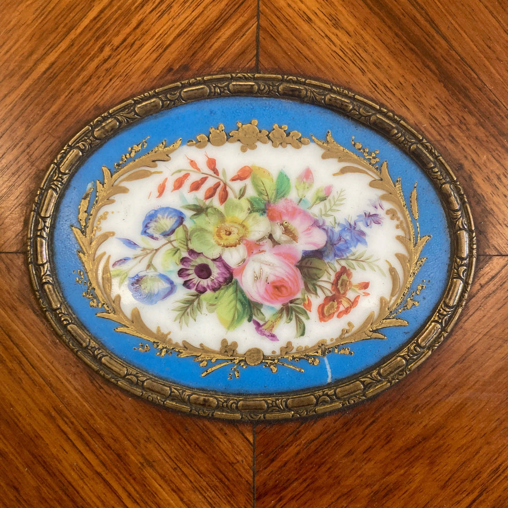 Ancienne boite en marqueterie de bois de rose et médaillon de Sèvres