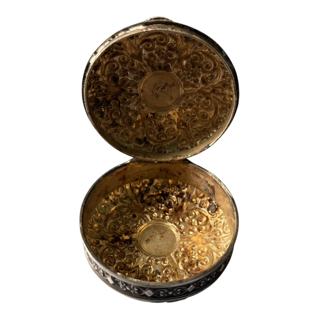 Boite à pilules en argent massif vers 1900
