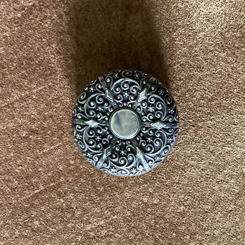 Boite à pilules en argent massif vers 1900