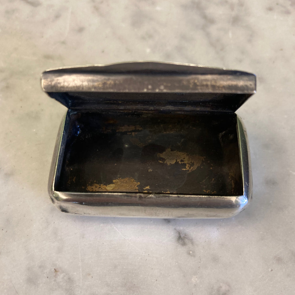 ancienne petite tabatière en argent massif