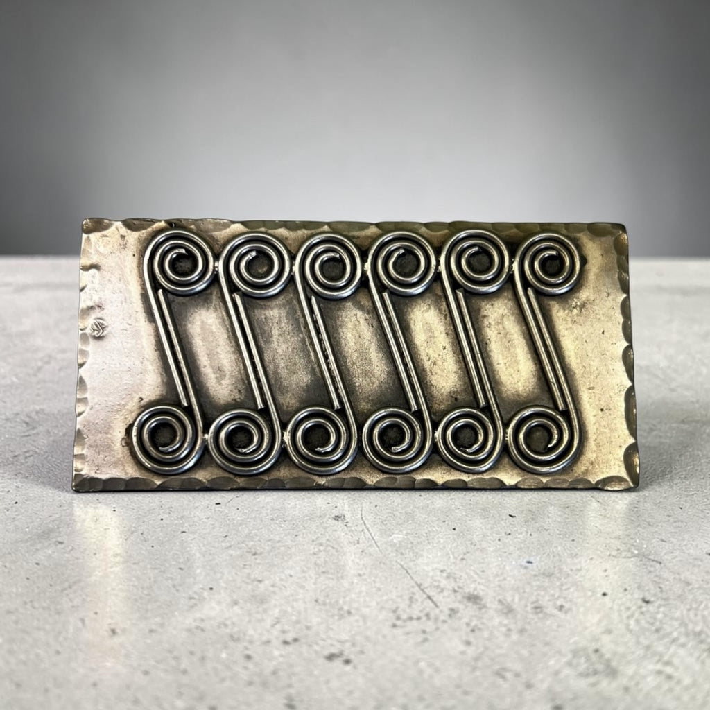 Broche moderniste en argent par Alphonse Augis