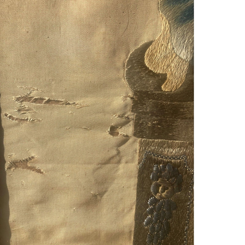 Broderie sur soie ancienne  allégorie de l' espérance