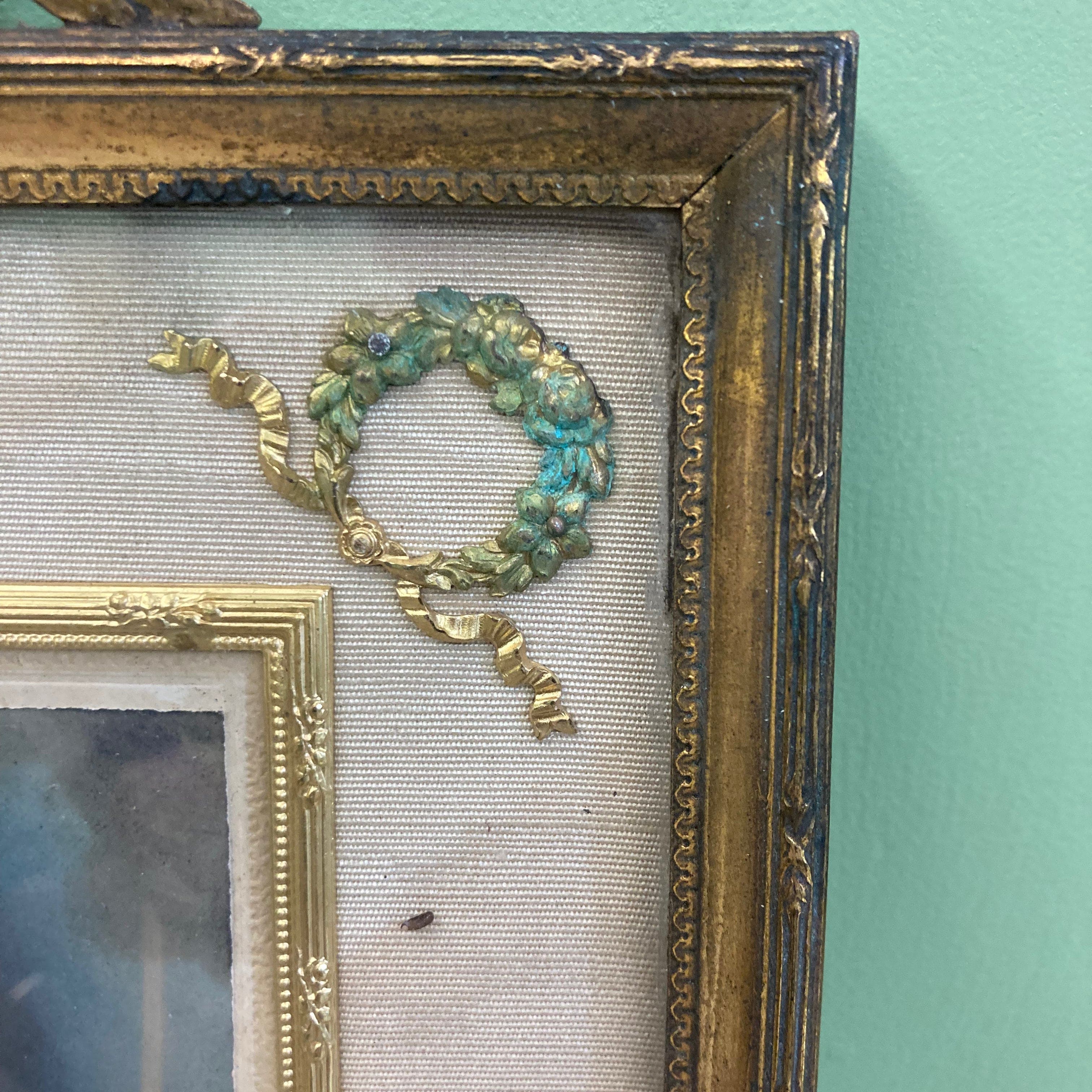 Cadre photo ancien en bronze doré