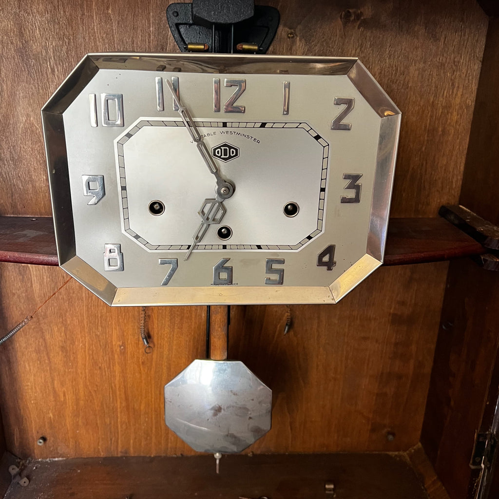 Ancien carillon Odo, 10 tiges et 10 marteaux.