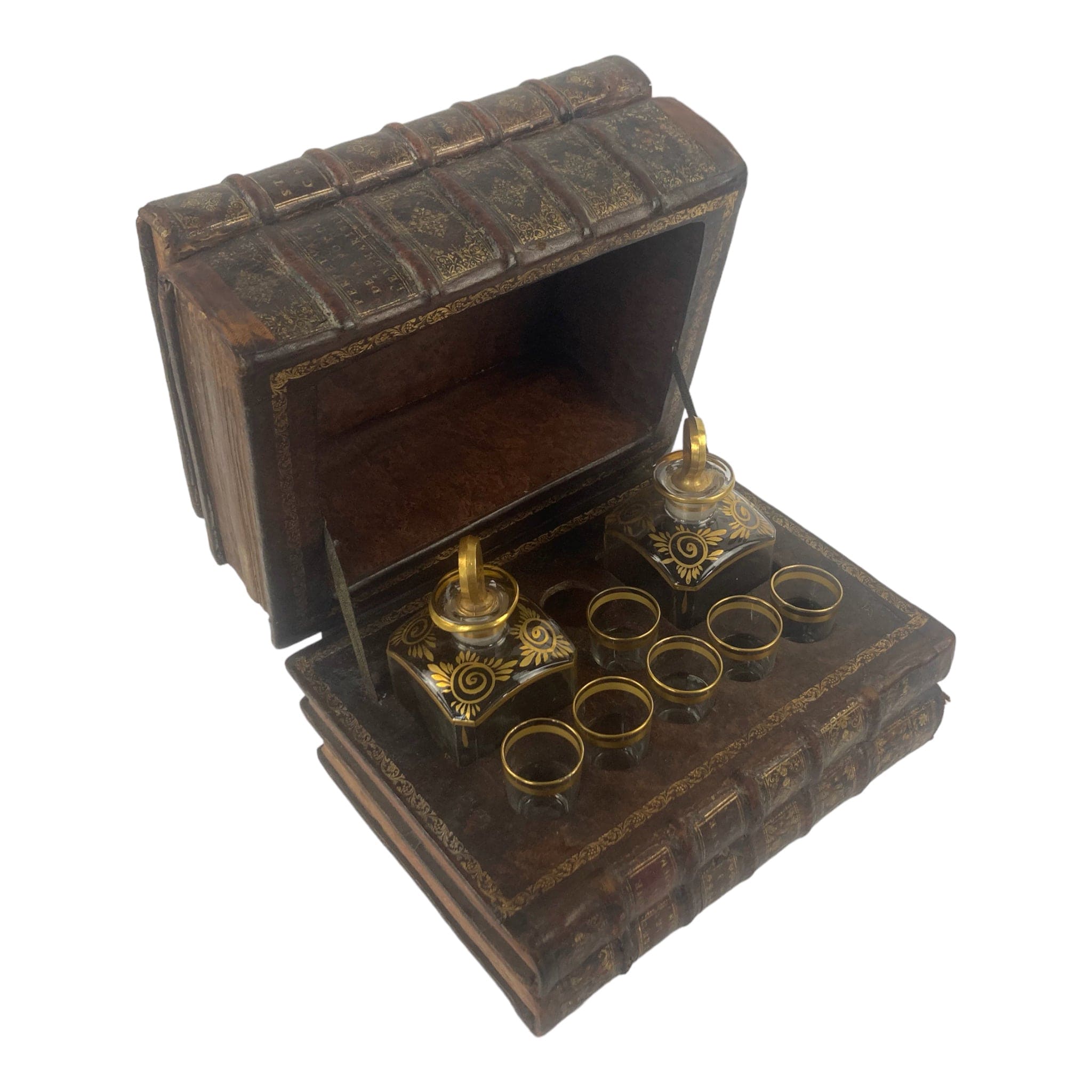 cave à liqueurs en forme de livres