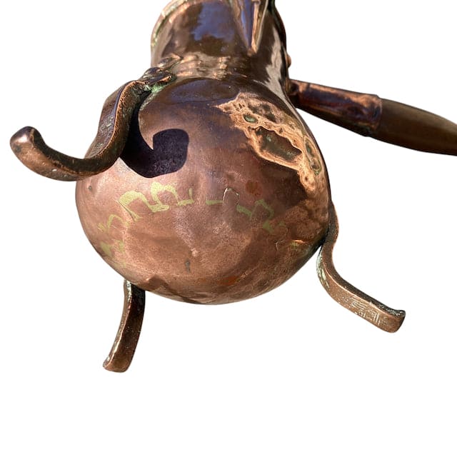 Ancienne chocolatière en cuivre étamé du 18 ème siècle.