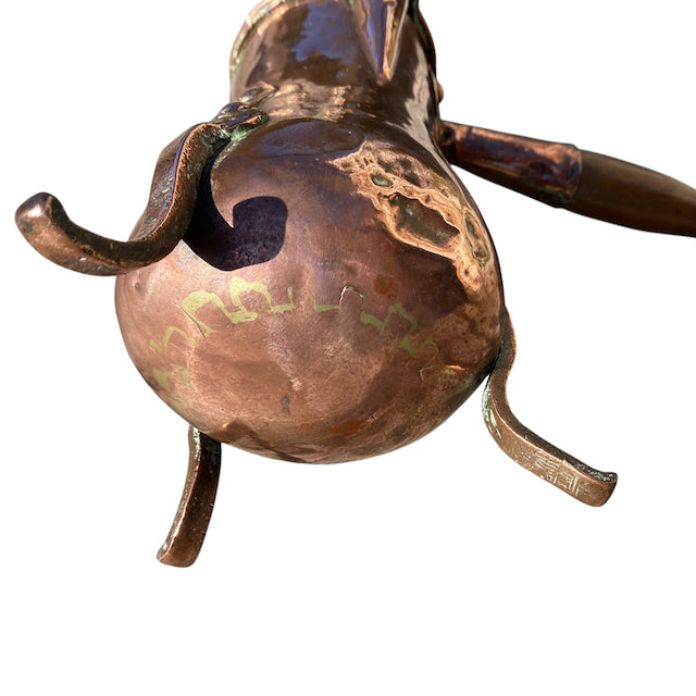 Ancienne chocolatière en cuivre étamé du 18 ème siècle.