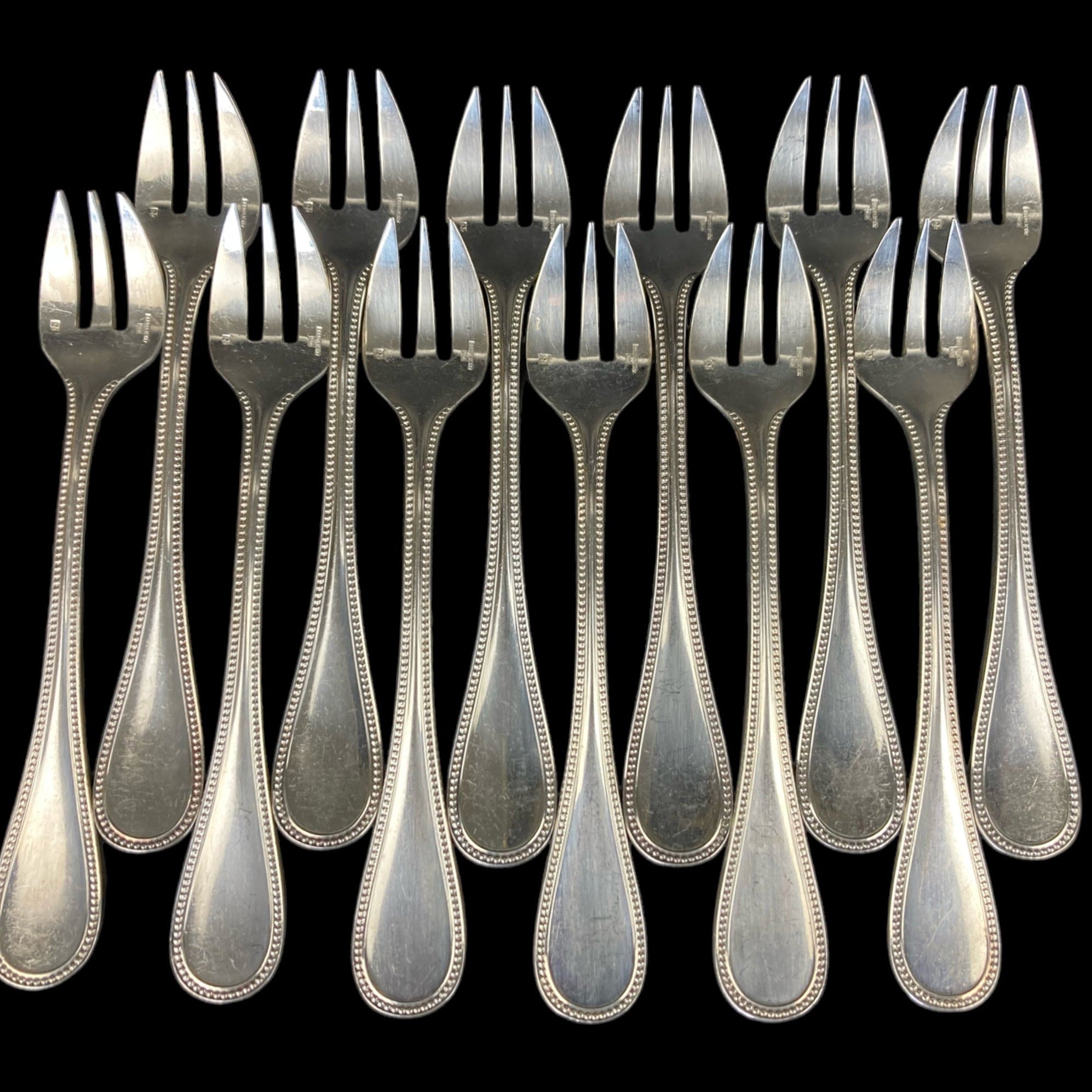 12 fourchettes à huitres christofle perles