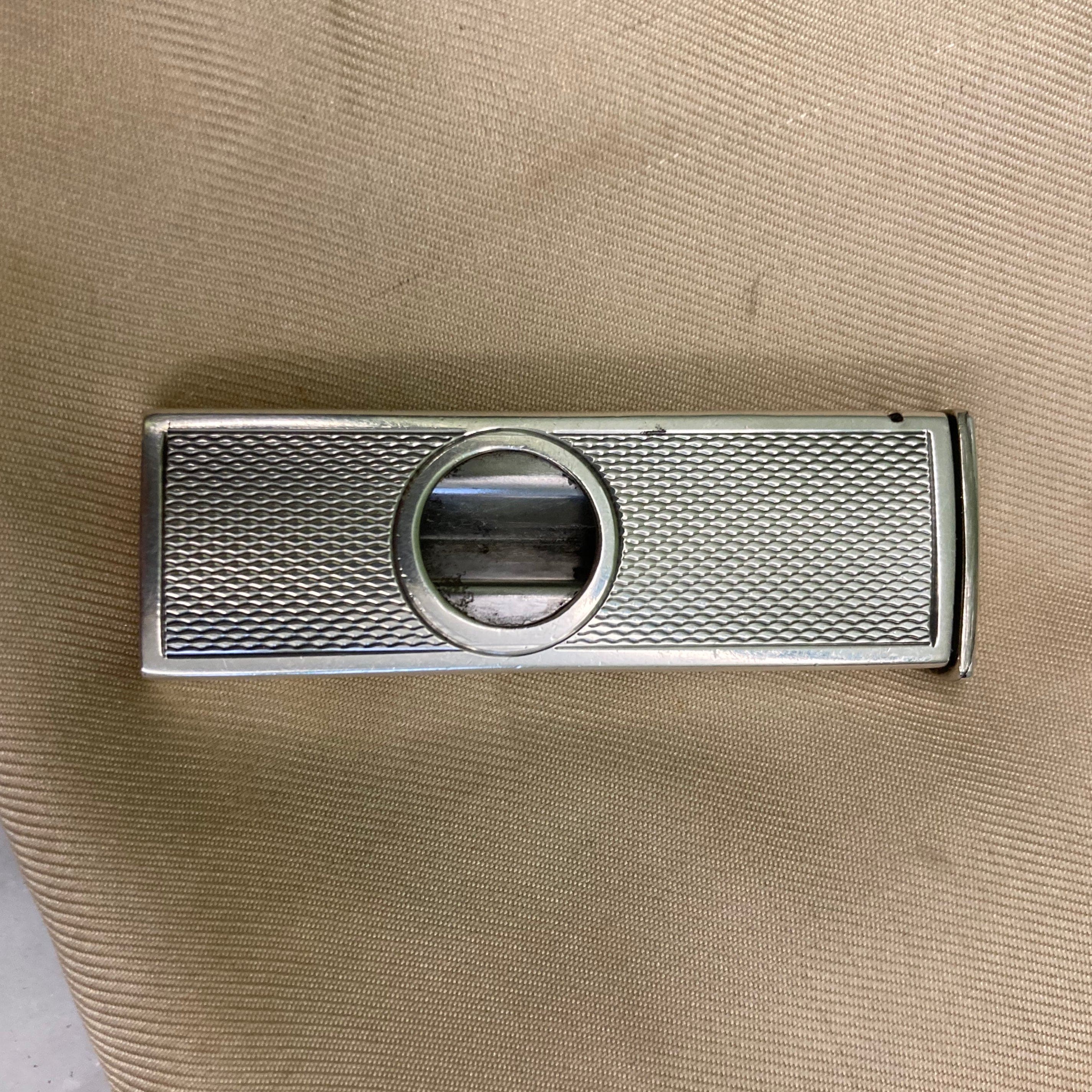 Coupe cigare de poche en argent massif vintage