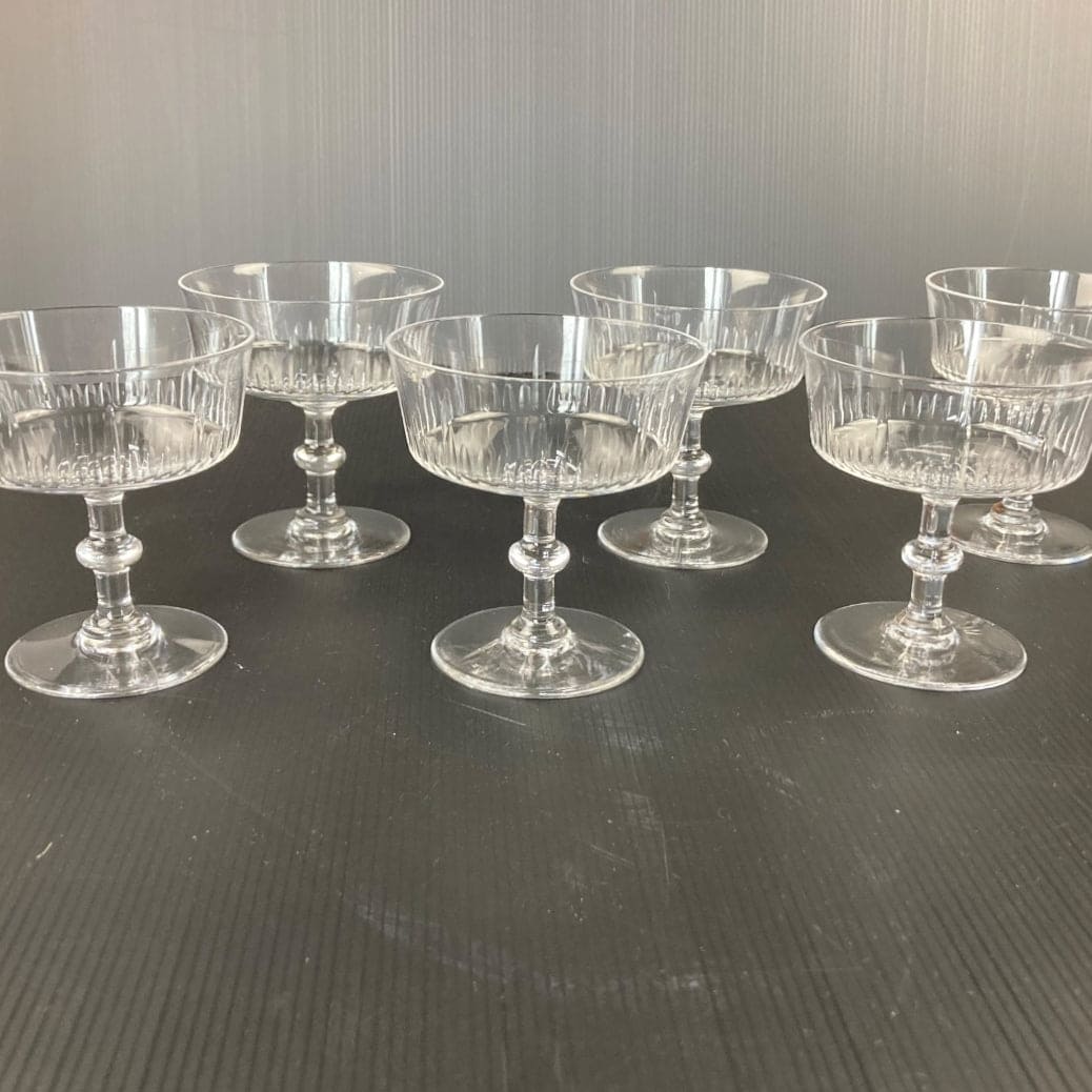 6 coupes à champagne en cristal de Baccarat
