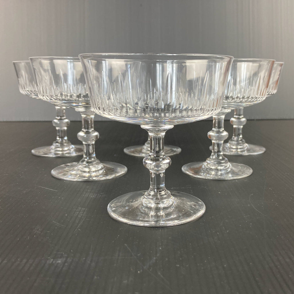 6 coupes à champagne en cristal de Baccarat