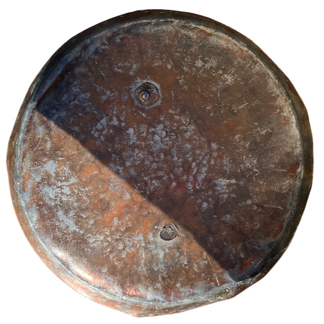 Cuivre ancien de patisserie avec couvercle et une anse.