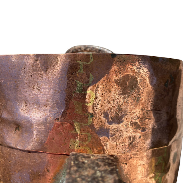 Cuivre ancien de patisserie avec couvercle et une anse.