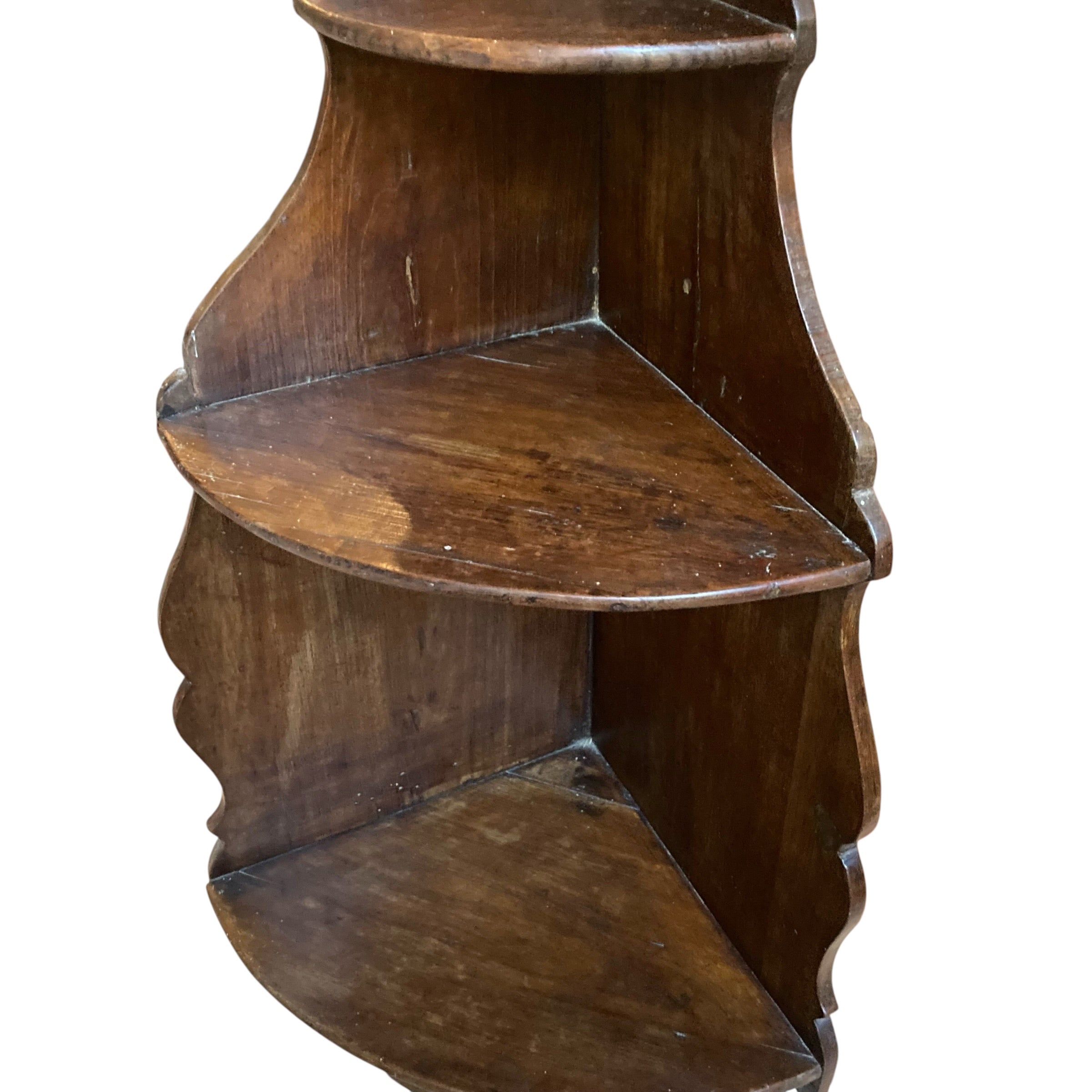 Ancienne étagère d ' angle à poser ou à suspendre en bois chantourné du 18ème siècle.
