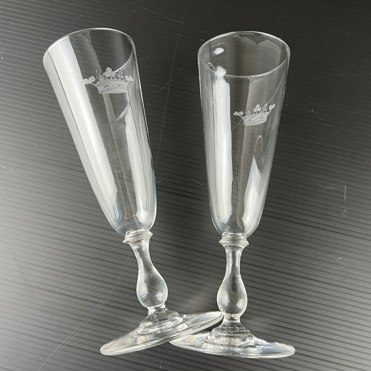 Paire de flûtes à champagne du Marquis d' Arcangues en cristal de Baccarat