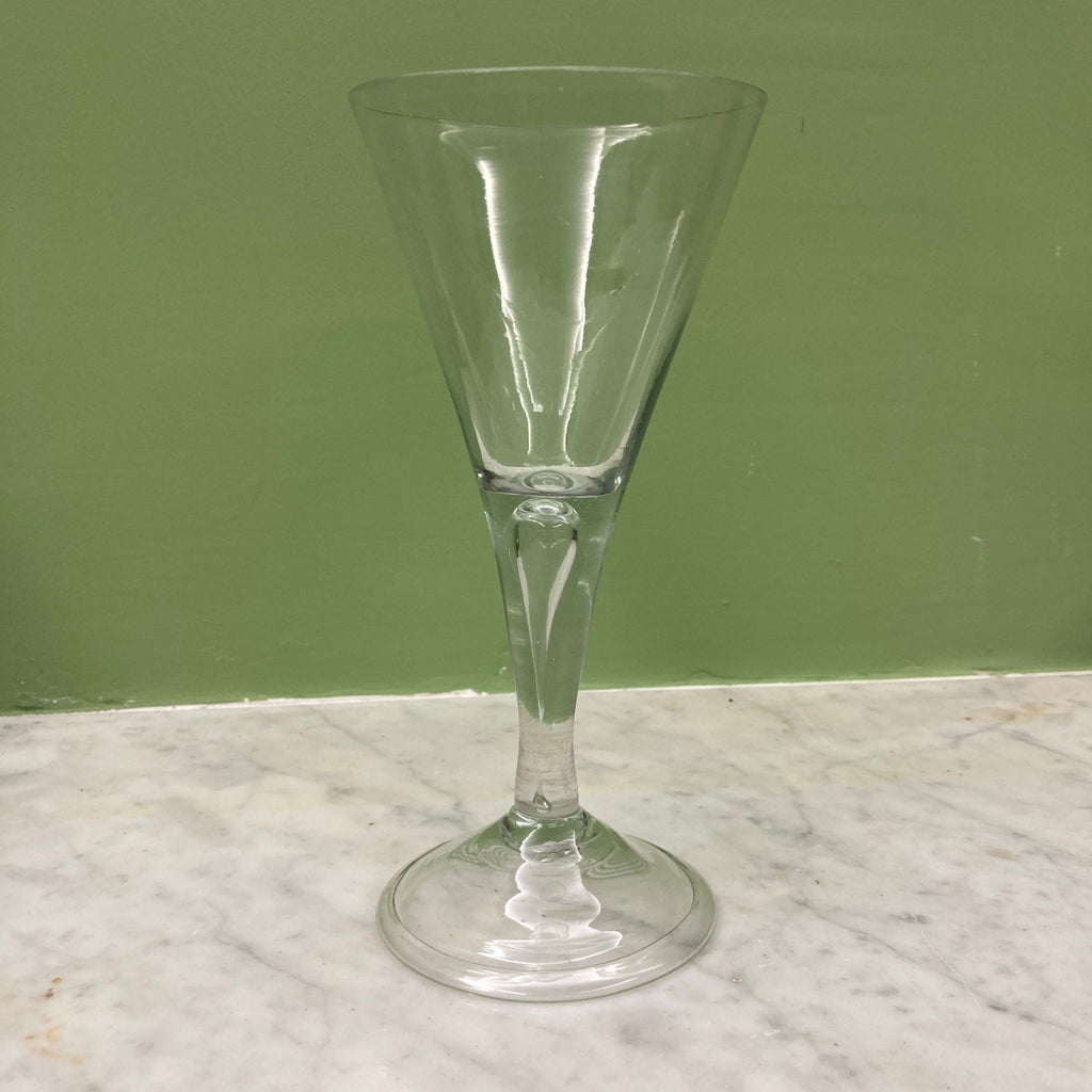 Grand verre soufflé 18eme