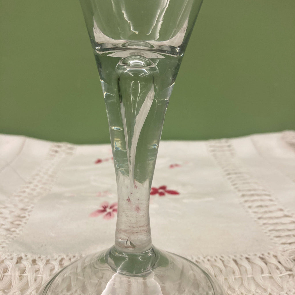 Grand verre soufflé 18eme