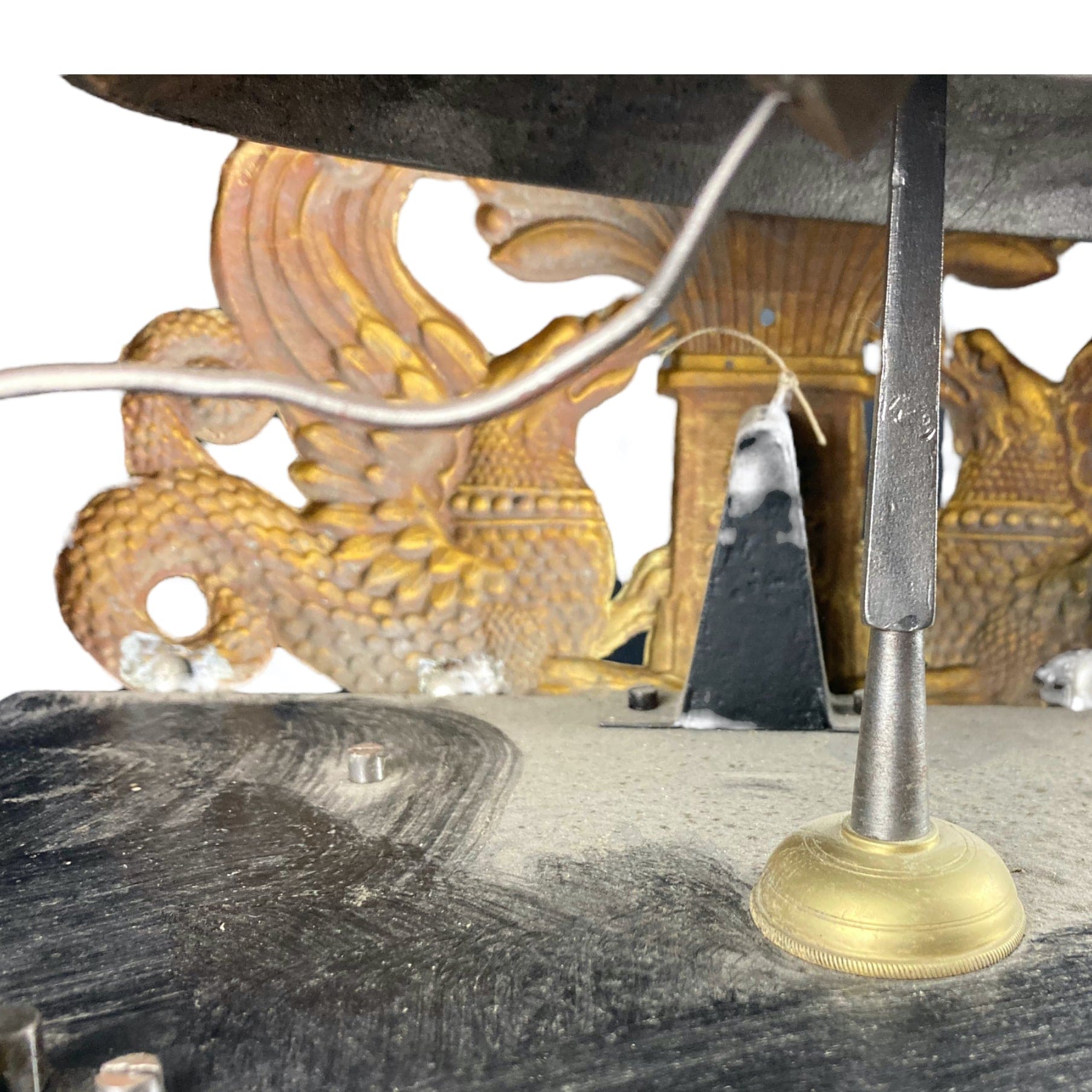 Mouvement mensuel horloge comtoise XIXe.