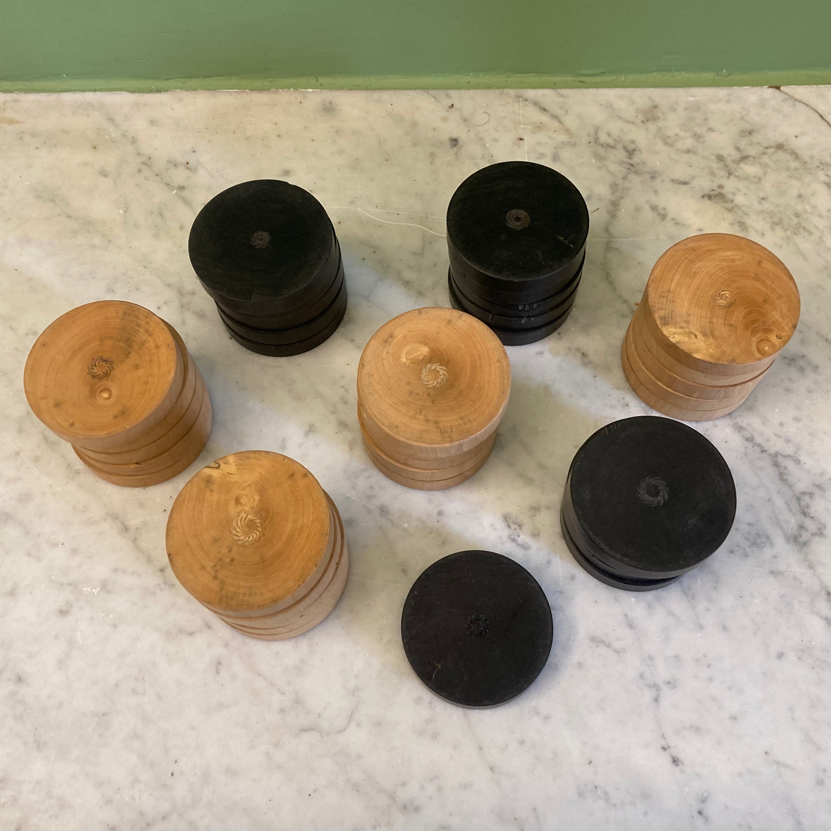 Lot de jetons anciens en buis pour jeu de Backgammon