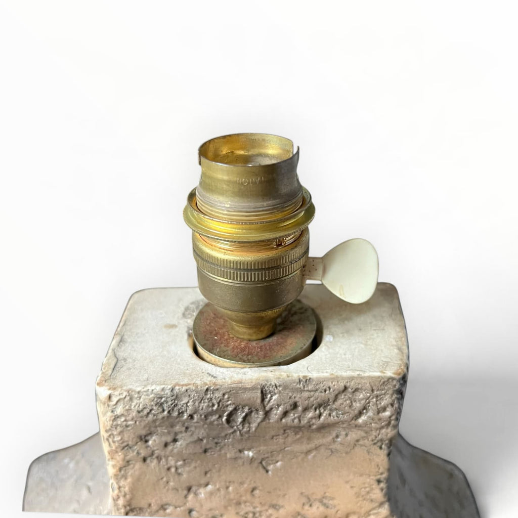 détail douille lampe céramique