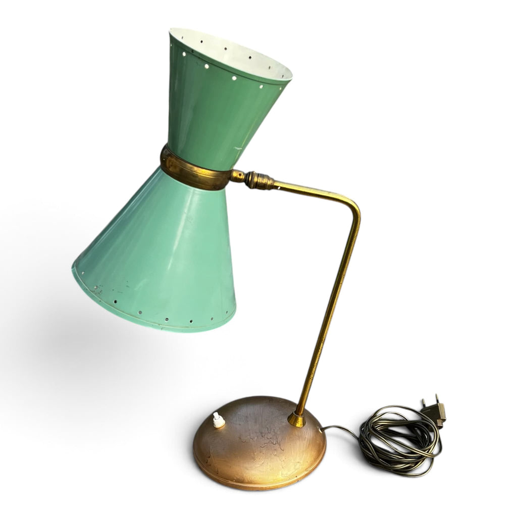 Lampe de bureau Diabolo vintage des années 1950 en laiton et métal laqué vert céladon à double éclairage.