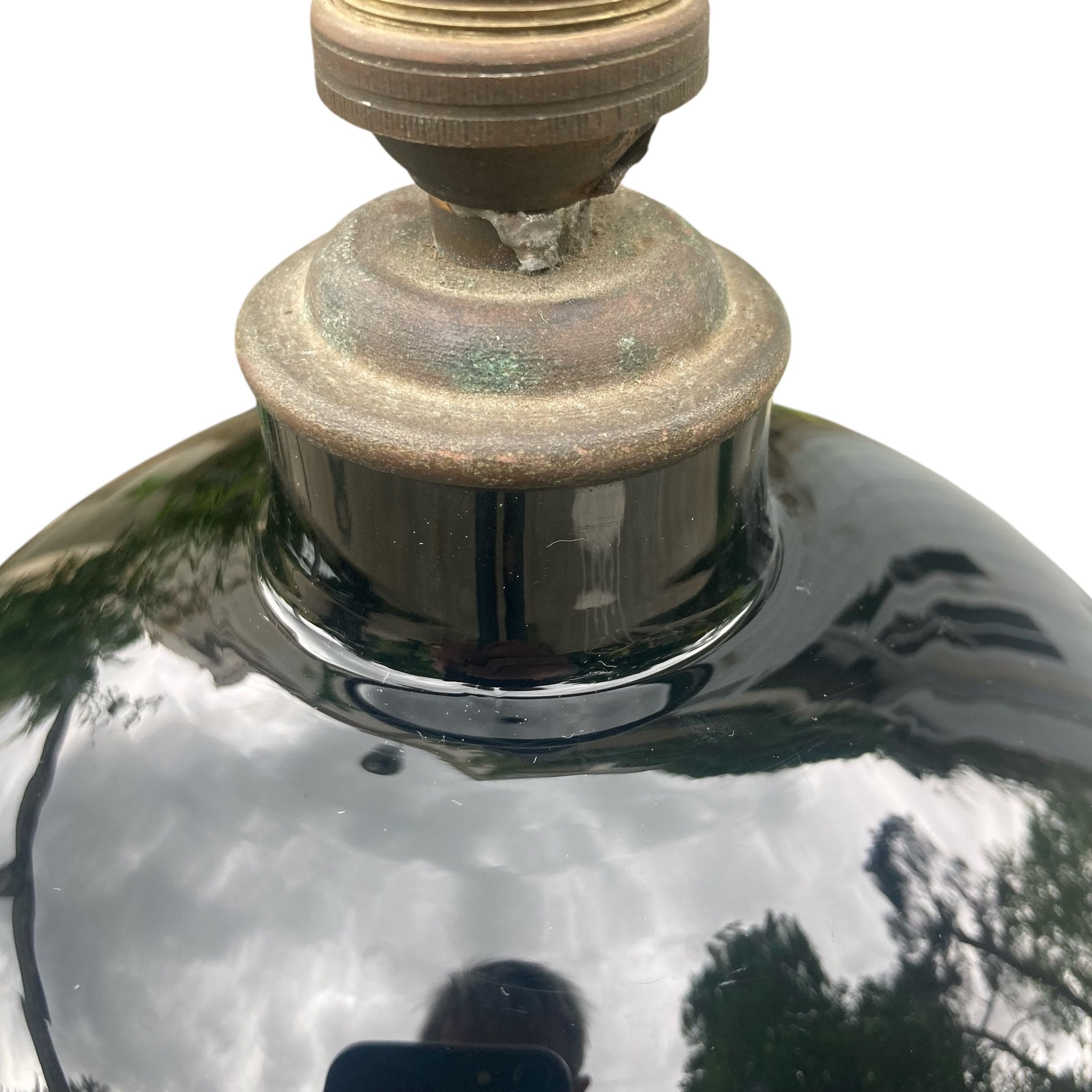 Lampe en opaline noire dans le goût de Jacques Adnet