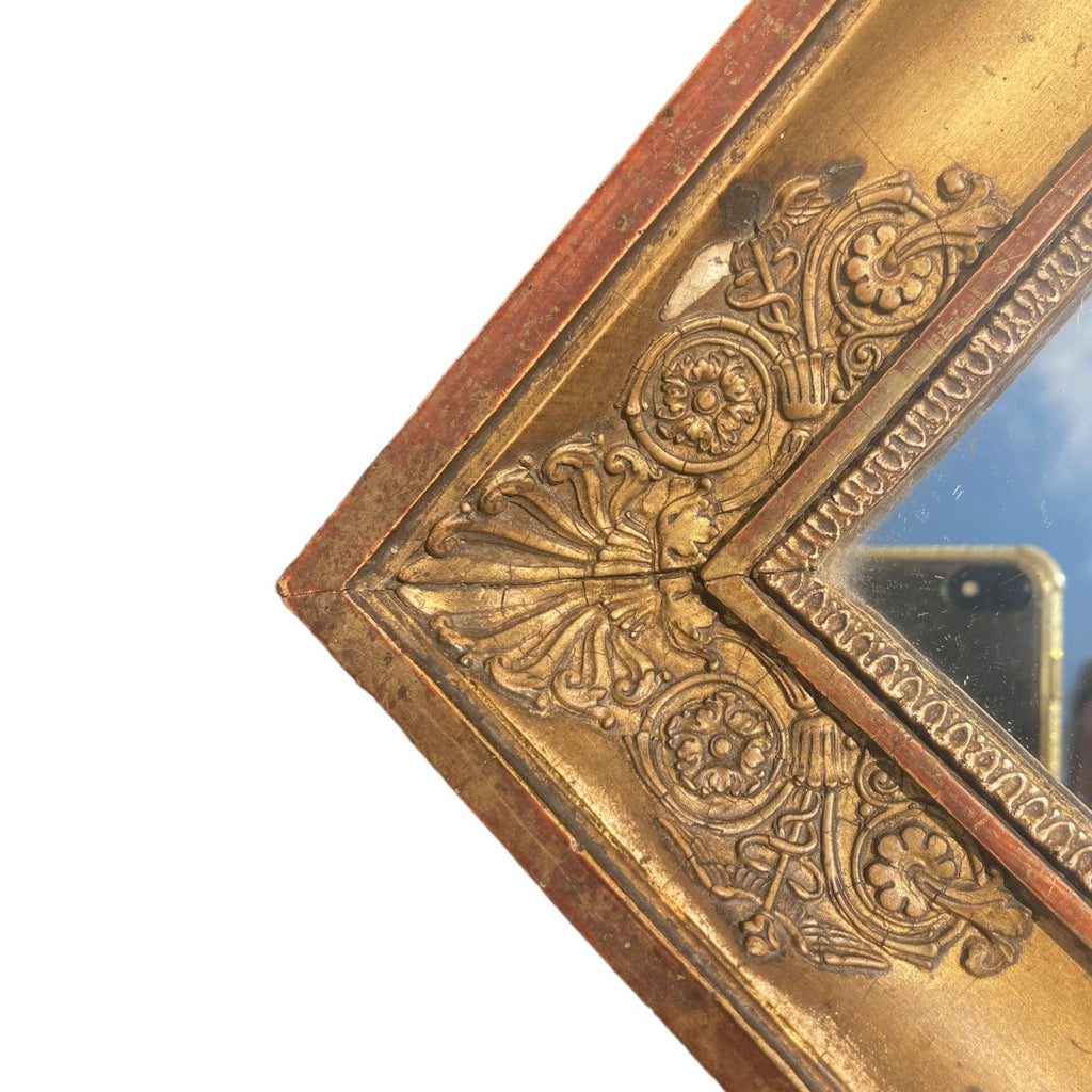 Miroir ancien en bois doré 
