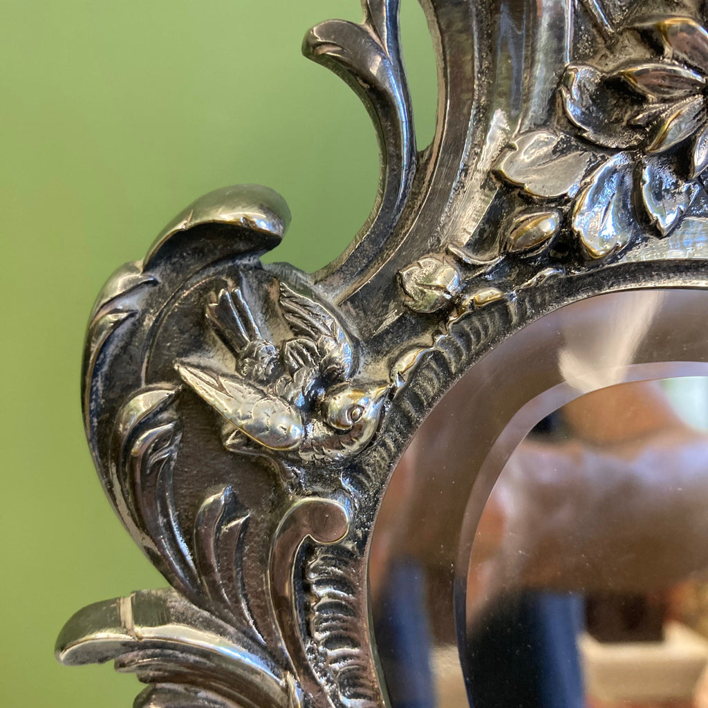 Ancien miroir fin 19e. de style rocaille en bronze argenté